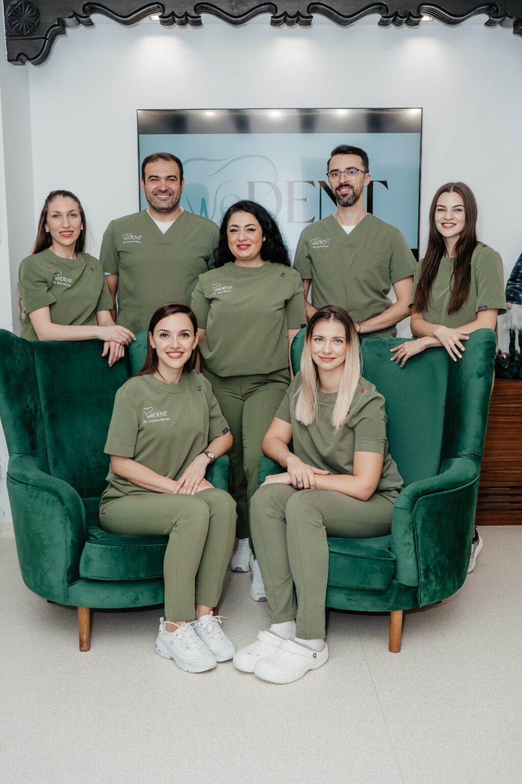 Echipa medicală We Dent din Sibiu